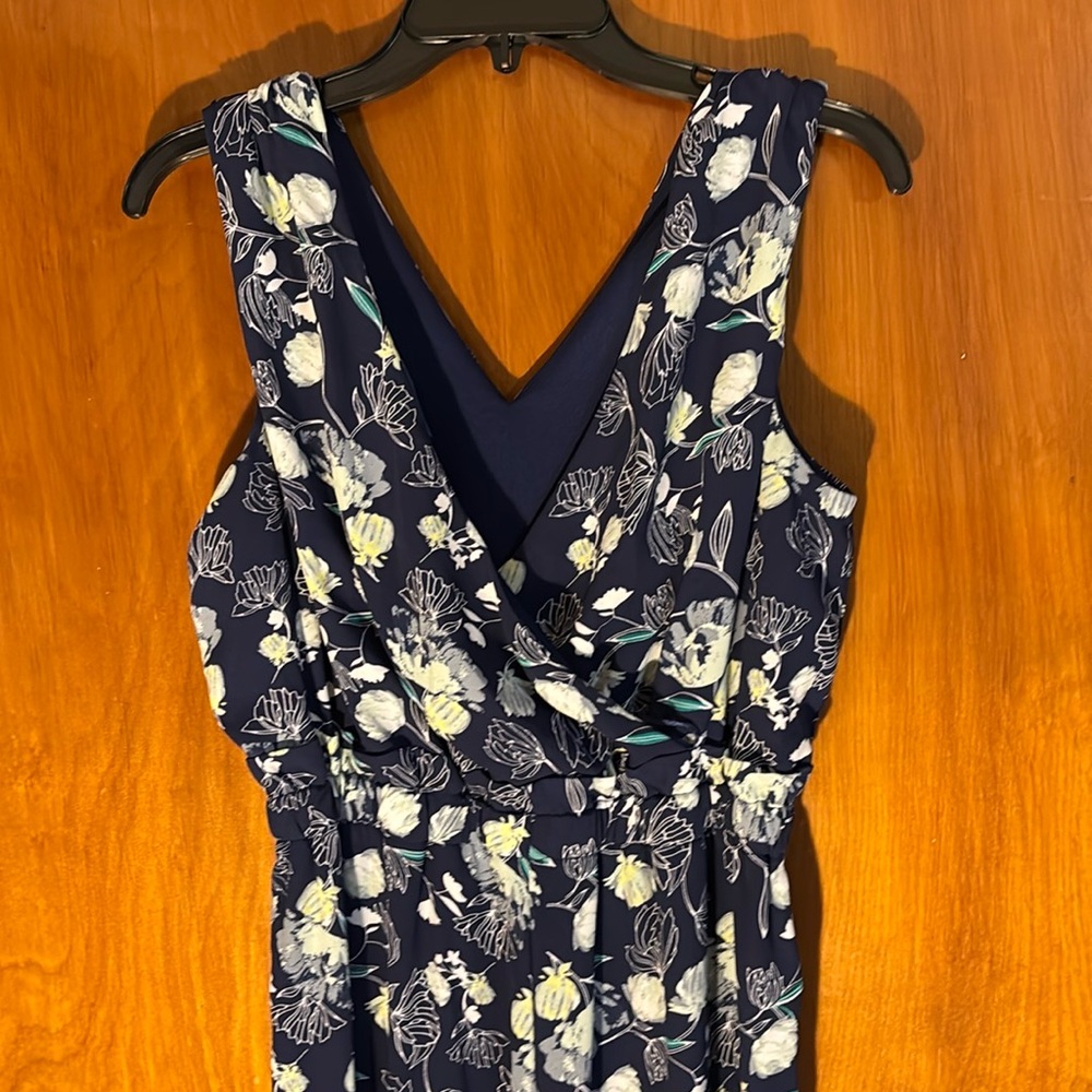 Apt. 9 size Medium navy floral formal jumpsuit